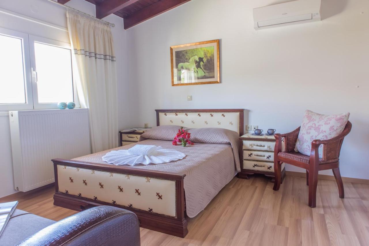 Villa Galata Galatas  Ngoại thất bức ảnh